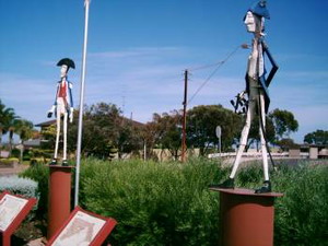 skurrile Figuren am Flinders Lookout in Whyalla 